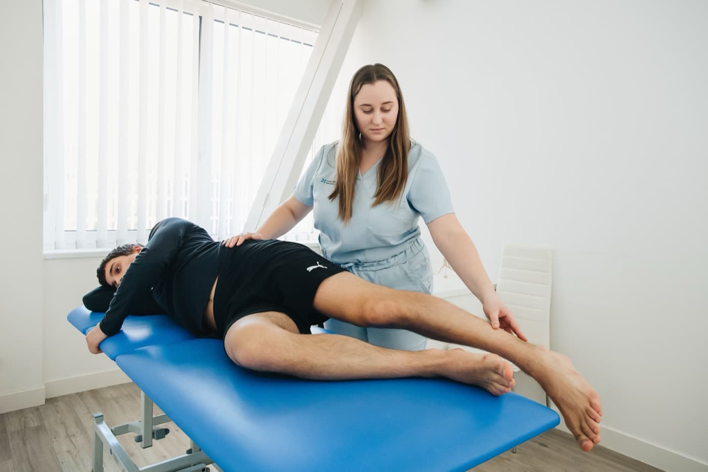 Sesión de fisioterapia en Fisio Infinity